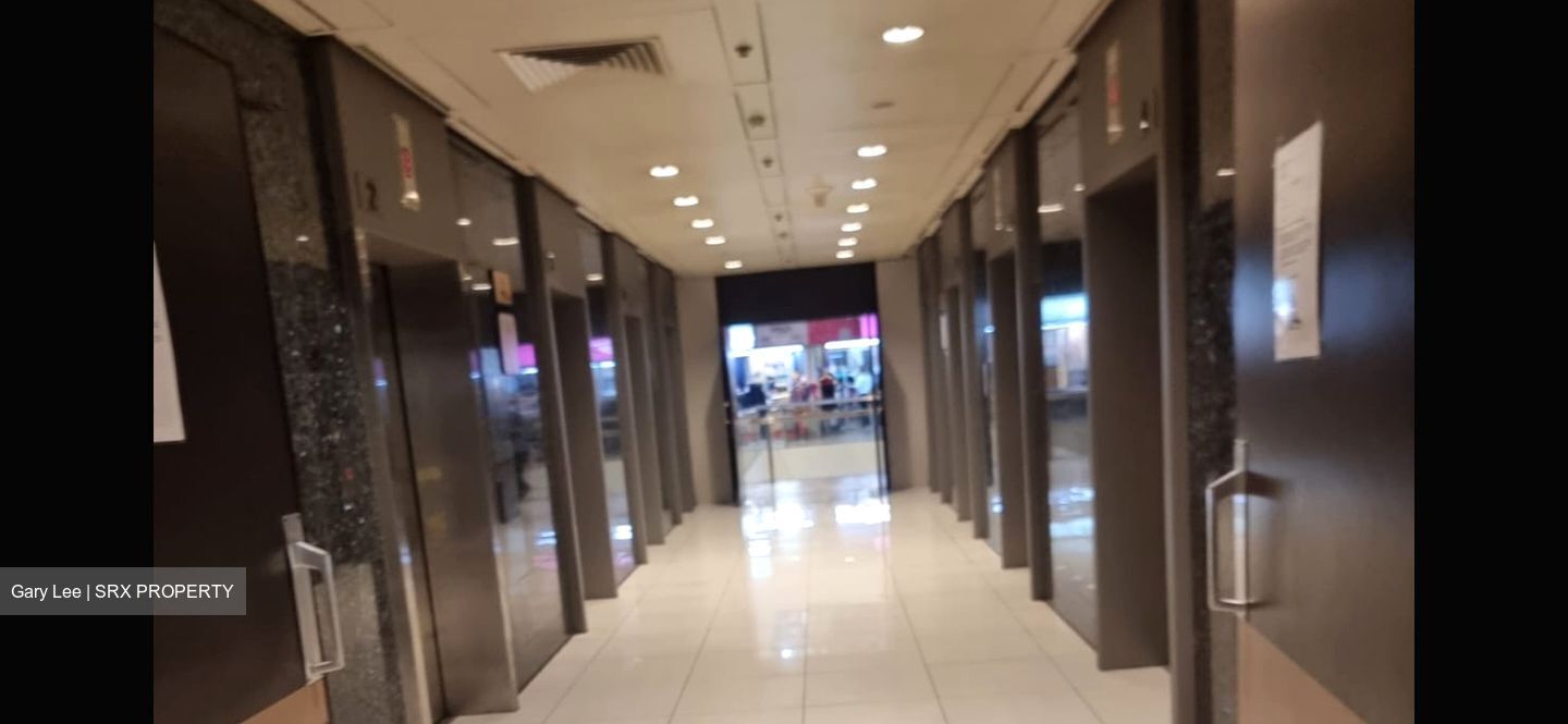 Peninsula Plaza (D6), Retail #547432501